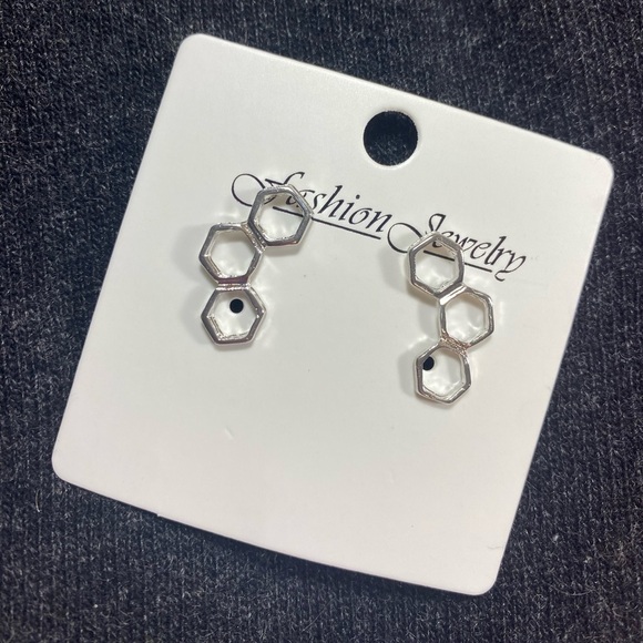 Geometric Hexagon Silver Tone Stud Earrings - Picture 5 of 9